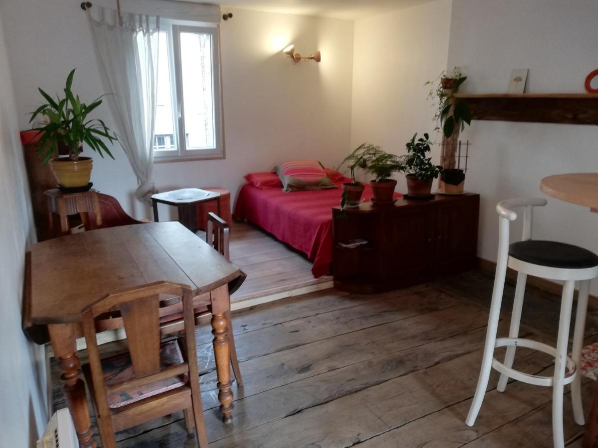 Studio Cosy Uzerche Exterior photo